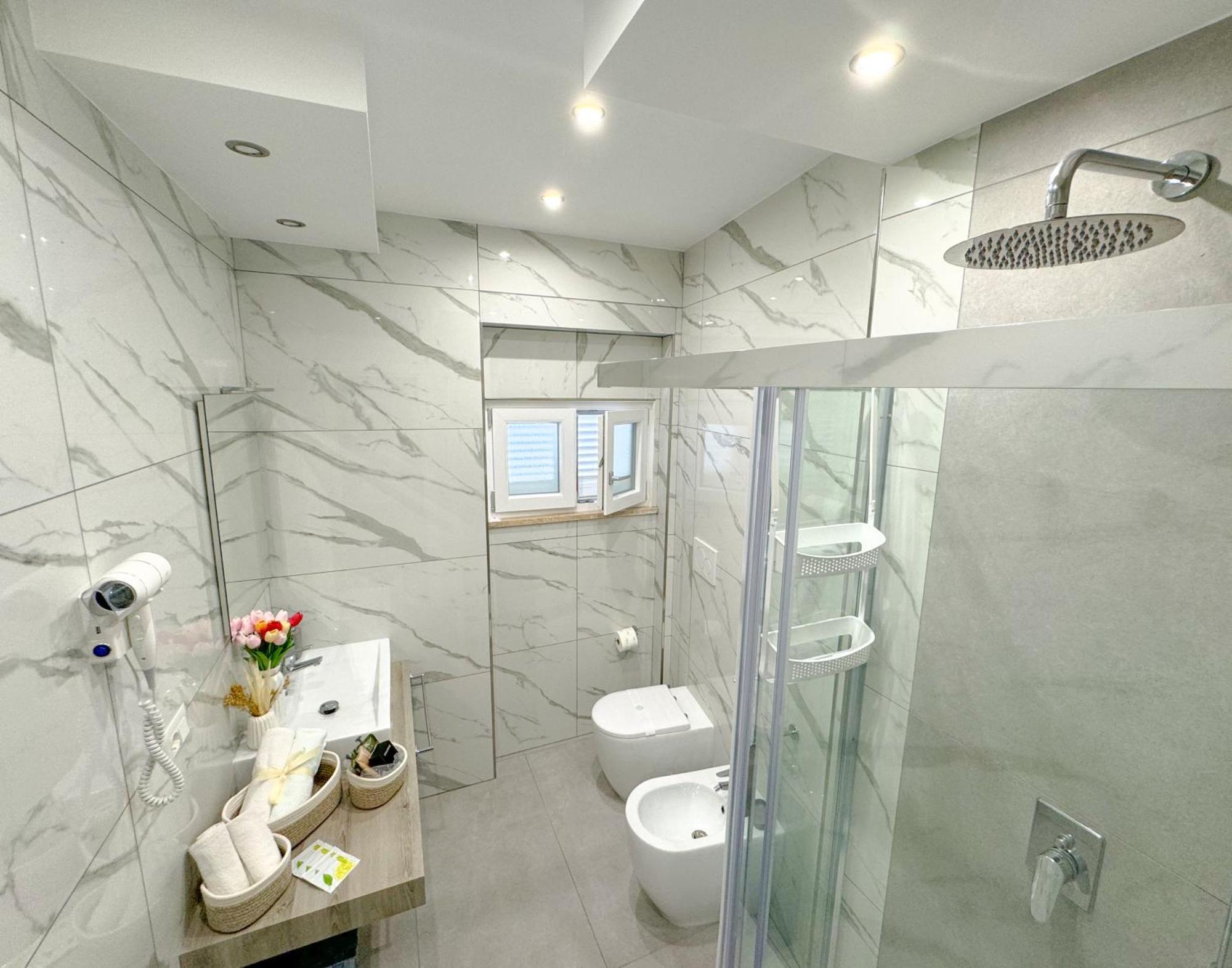 Marco House - Seaview Apartment - Fronte Mare - Casa Vacanza Anzio Ngoại thất bức ảnh